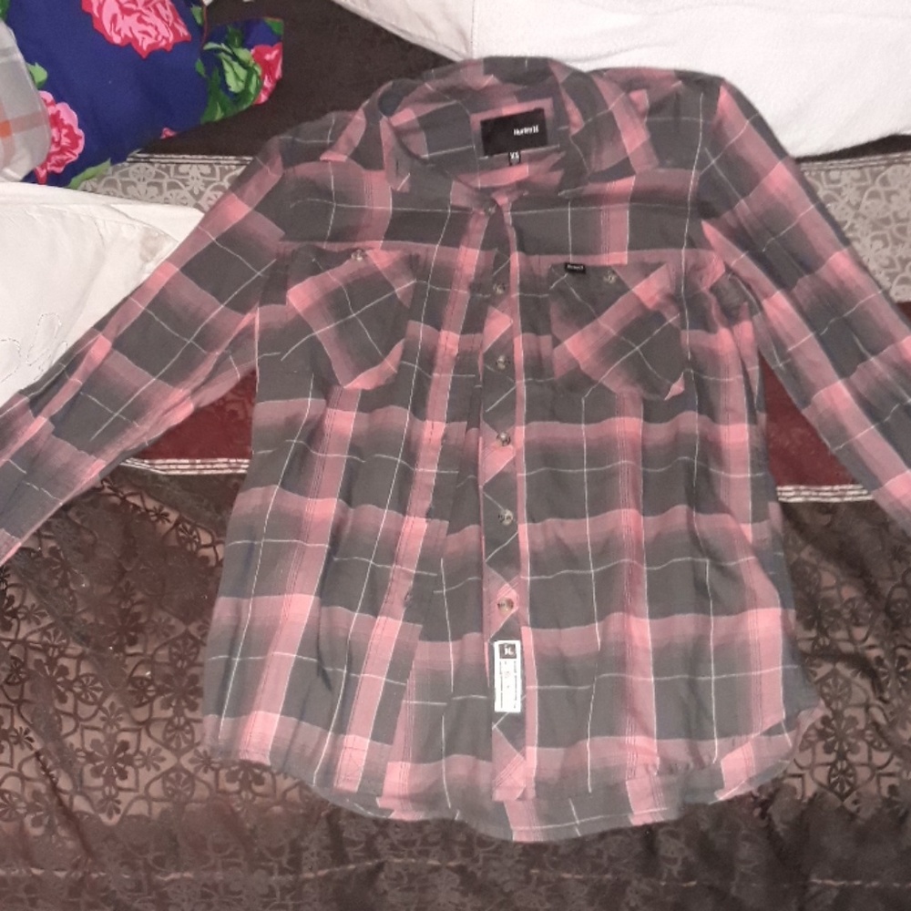 LADIES HURLEY BUTTONDOWN♥️